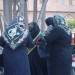 هزار تذکر لسانی در اجرای طرح عفاف و حجاب در خیابان شیرازی مشهد