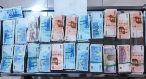 کشف بیش از7 میلیارد ریال ارز قاچاق
